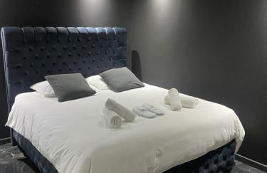 La Suite Prestige Jacuzzi,Sauna,Netflix,Disney - Foto 6