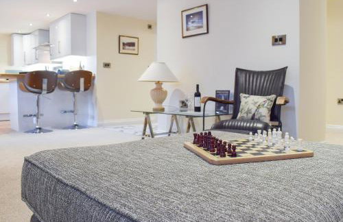 The Hideaway - Photo 2