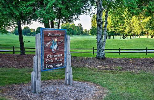 Pine Cottage Duplex with Deck Walk to State Park! - Foto 24