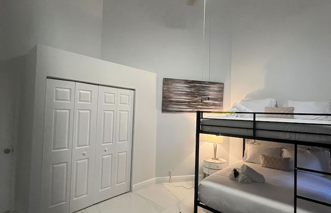 Luxurious 7-Bedroom Villa with Pool & Games - Foto 52