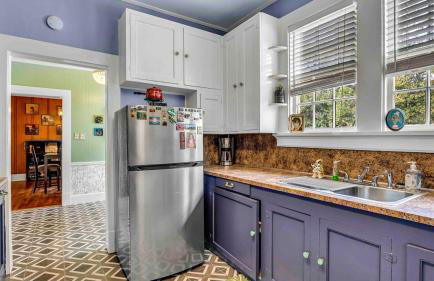 101 yr comfy Historic Home quiet private parking - Foto 20