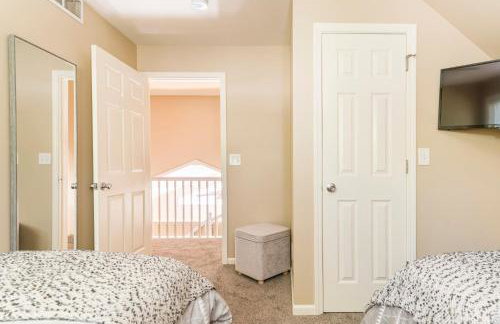 LARGE 5 Bed Lake Geneva Home 4 Blocks from Lake! - Foto 30