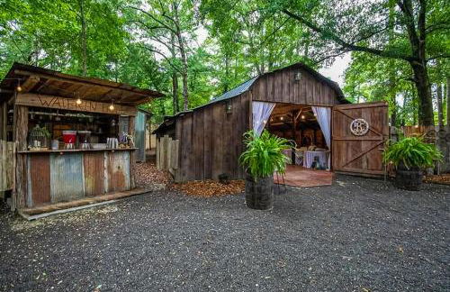 30-Acre Oasis with Private Pond Near Big Creek Lake - Foto 2