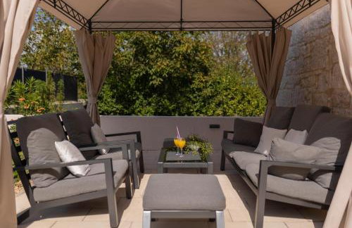 Experience VILLAGE LIFE - Jokini Dvori with private pool - Foto 16