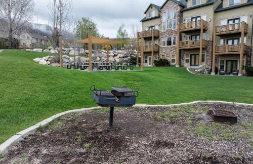 Snowcrest C304Ski Getaway Hot Tub & Theater Room - Foto 46