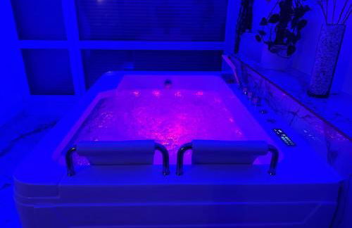 Loveroom de luxe avec jacuzzi sauna vapeur écran 300 cm - Foto 17