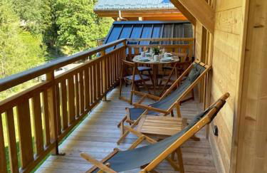 Gorgeous 2 bedroom, 2 full bath, ski in apartment! Winner of 2025 and 2024 Traveller Award! - Photo 22