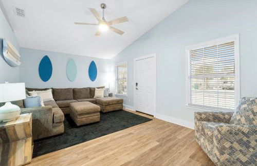 Blue & Red Neptune by Nautical Properties Vacation Rentals - Foto 36