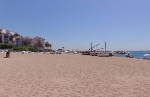 Basketball court, pool, BBQ, gardens, seaviews - Foto 8