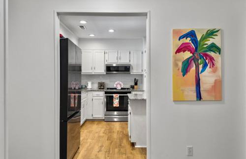 The Caspian large family house with private pool in Summerville - Foto 22