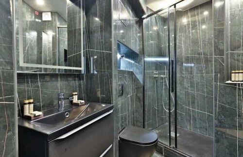 Appartement in the Heart of Paris Jardin du Luxembourg - Foto 16