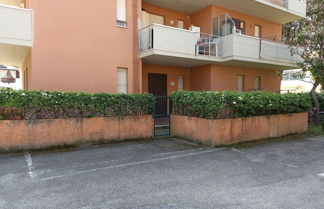 Attractive Apartment With Private Garden - Foto 28