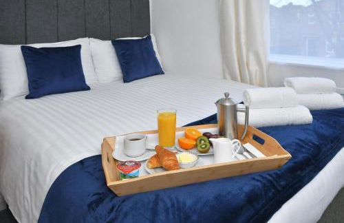 Orion House - sleeps 6, driveway, garden - Photo 32