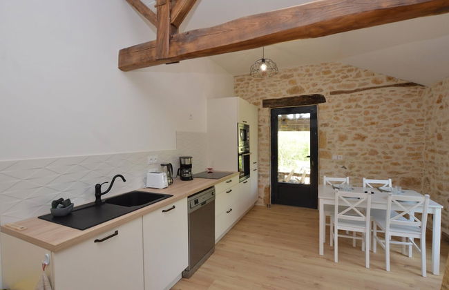 Tranquil Holiday Home in Soturac With Pool - Photo 25