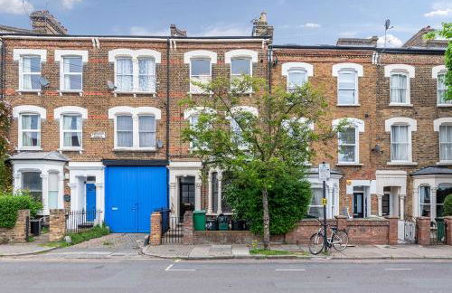 Peaceful Crouch Hill Flat by MoreThanStays - Foto 5