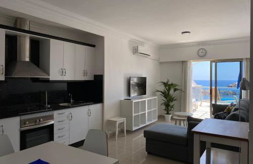 Billy's Beachfront Apartment with pool access - Foto 8