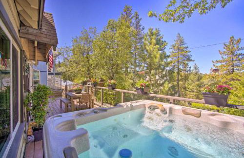 Chic Lake House with Furnished Deck and Hot Tub! - Foto 2