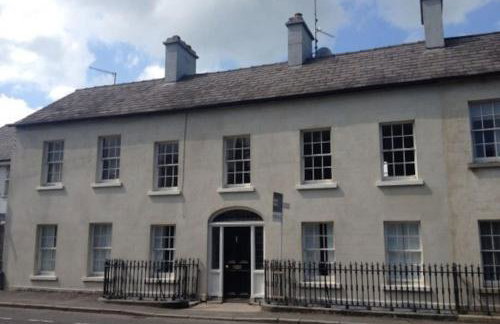 Spacious 3 Bedroom Apartment in Hillsborough, NI - Foto 16