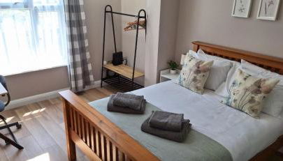 NEW 3 bedrooms Flat in Ashford near Heathrow - Foto 5