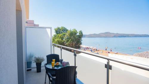 Queen Mary Beachfront Studios - Foto 4