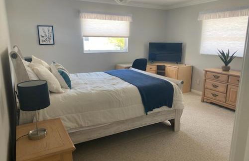 Just a short walk to the beach - Foto 11