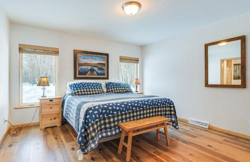 Game Room and Dock Lakefront Park Falls Getaway - Foto 10