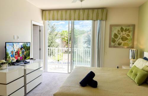 Stylish 3-BR with Private Pool & Conservation View - Foto 20