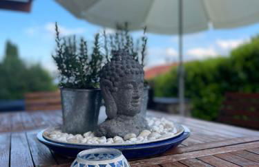 Architekten-Villa, moderne 220qm, 4 Schlafzimmer, Garten - Foto 17