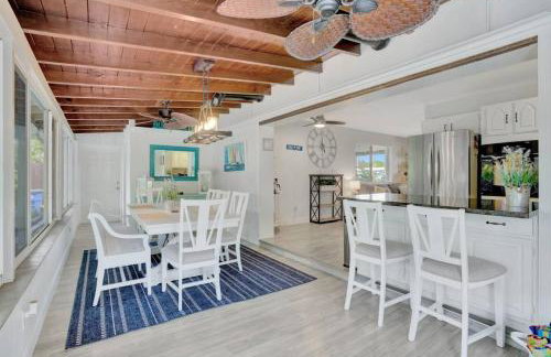 Eagle's Way with Firepit Heated Pool and Sunroom Near BEACH - Foto 10