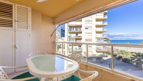 Pet Friendly Apartment In El Campello - Foto 1
