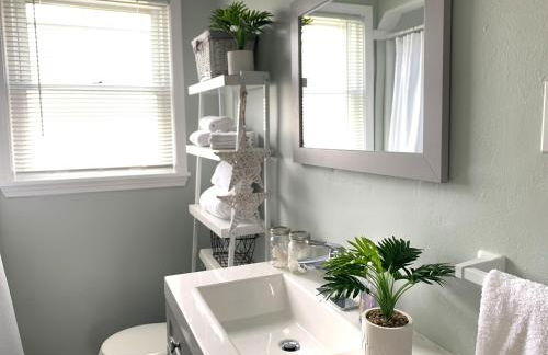 The Modern Stylish Gem Of Pontiac - 5 Min To GM - Foto 22