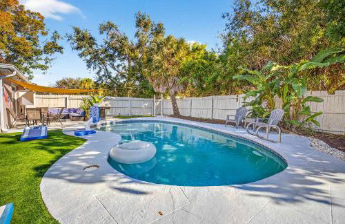 Family Putting Green Oasis BBQ Cornhole Heated Pool - Foto 8