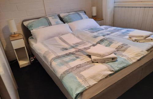 Ferienhaus "Auszeit mit Herz" im Ferienpark Extertal - Kamin, Fass-Sauna, Massagesessel - Foto 25