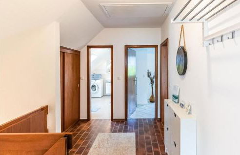 Cozy Apartment In Hasselberg With Wifi - Foto 12