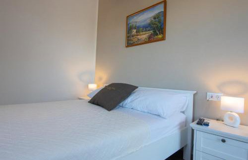 Villa Luisa Pucisca - 2 Häuser, 6 Schlafzimmer Insel Brac - Pool, Grill, Kamin, Tischtennis, Boccia - Foto 22