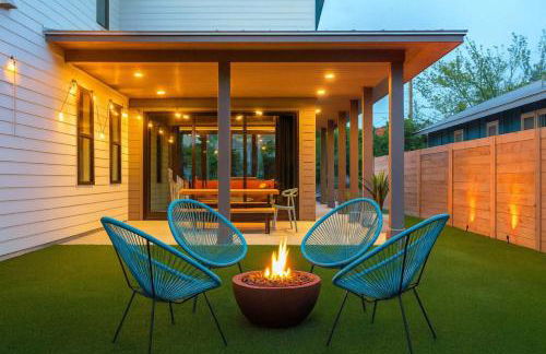 Queens Gambit - 7 Minutes from Downtown - Sleeps 16 - Foto 5