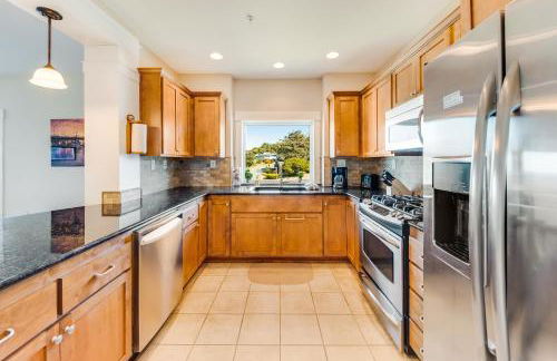 Shoreline Ridge #C303 - Penthouse Suite - Photo 16