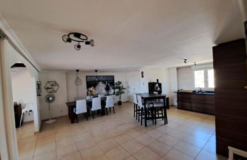 Amazing Apartamento Renes, with a shared pool - Foto 10