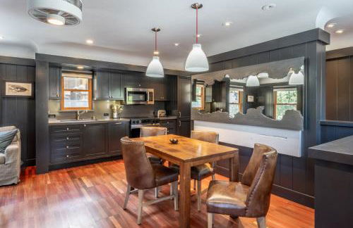 Cedar Crest - Woodpecker Cottage 7 - Foto 1