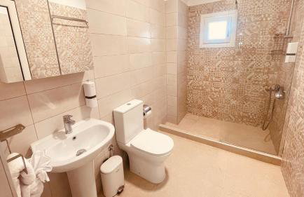 Orea Boutique Studios - Photo 22