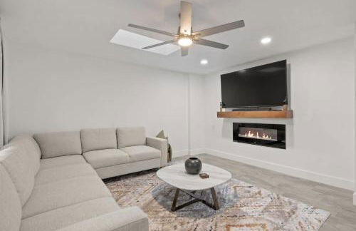 Modern Cactus Home - Luxe with Spa-baths Pool & Firepit - Foto 31