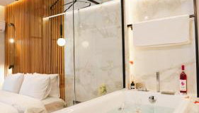 Luxury Suites with JACUZZI by Sea&theCity - Foto 1