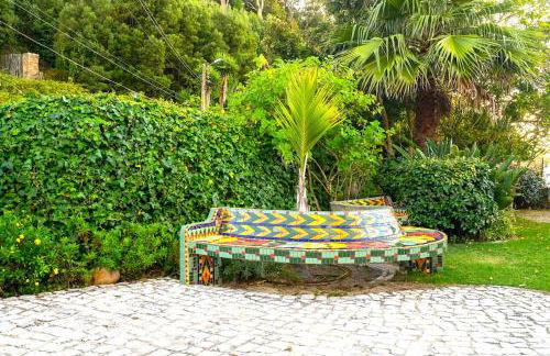 Charming Coastside Villa - Photo 36