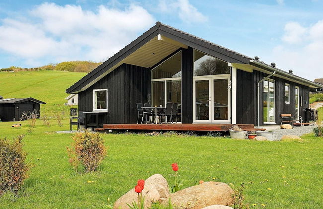 5 Person Holiday Home in Haarby - Photo 18