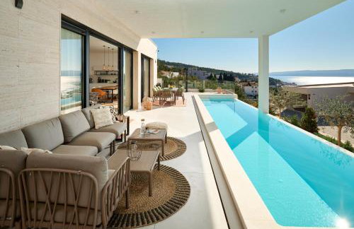 Villa Askana, 3 Bedrooms, 4 Baths, Infinity Pool, Whirlpool, Sea view, Outdoor kitchen - Photo 1