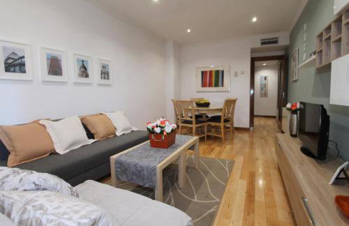 Apartamentos Adelfas - Photo 25