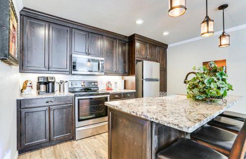 Fenced Yard Modern Barndominium in Amarillo! - Photo 2