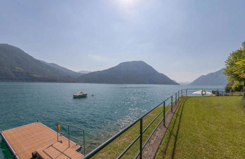 LakeStudio with Private Beach - Photo 5