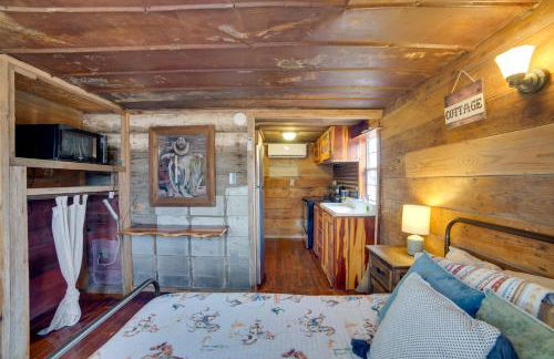 Couples Getaway with Ranch Views - Near Lavon Lake! - Foto 14