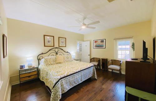 Comal Inn - Photo 54